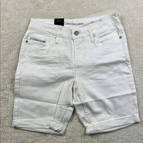 Calvin Klein Women's Cream Denim Bermudas - Picture 1 of 10